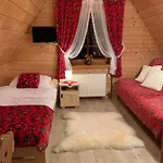 Skalnica Pokoje Goscinne - Sniadania, Obiady Mozliwe Do Zakupu W Sasiednim Obiekcie Homestay *